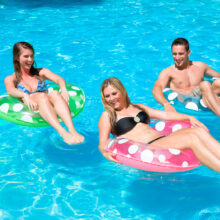 87136 | 36'' Polka Dot Swim Tube - Lifestyle 11