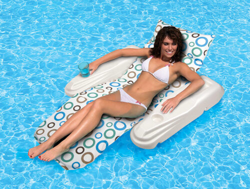 70739 | Rio Sun Adjustable Floating Chaise Lounge - Lifestyle 1