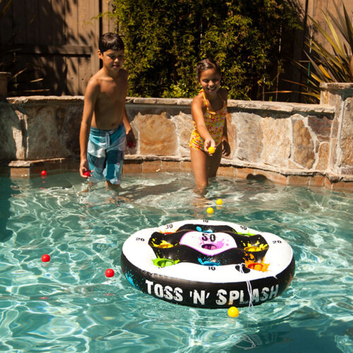 86193 | Toss 'N' Splash - Lifestyle 1