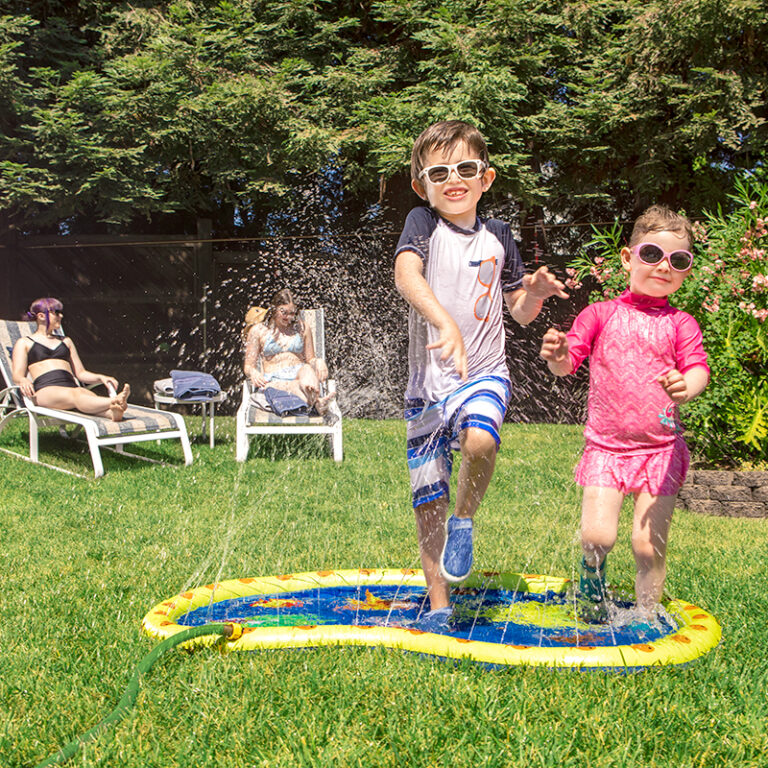 Lil’ Splashers Spray & Play Pad – Poolmaster